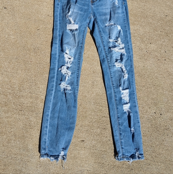 Rue 21 heavy distressed skinny jeans - Picture 2 of 5